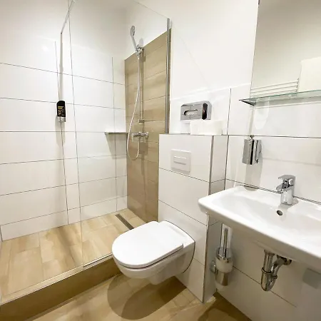 Hotel Kangarooms - Schlachte Weserpromenade Bremen