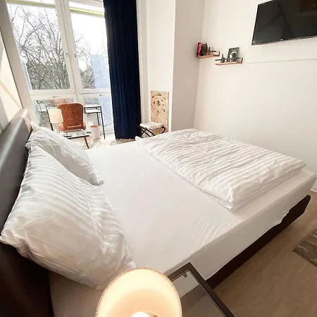 Kangarooms - Schlachte Weserpromenade Hotel 3*