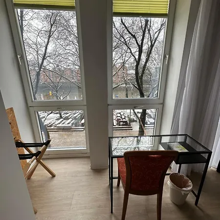 Hotel Kangarooms - Schlachte Weserpromenade Bremen